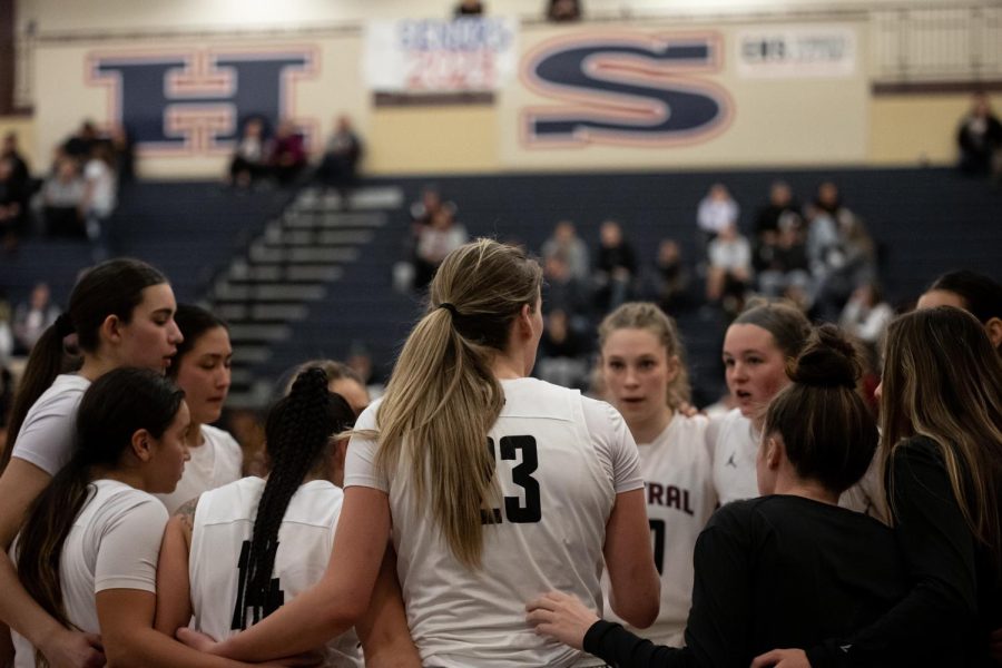 Samantha Bowman leads the huddle. Photo by Jacob Thompson -Thompson Sports Photos